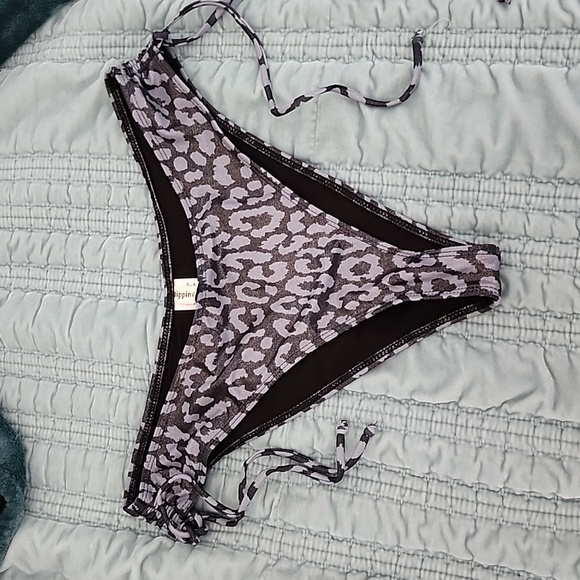 Dippin Daisy's Eco Leopard Pacific Cheeky Bikini Bottom Size Large NWOT - Picture 1 of 3